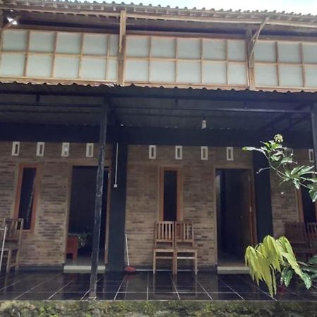 Homestay Kurnia Bantul Exterior foto