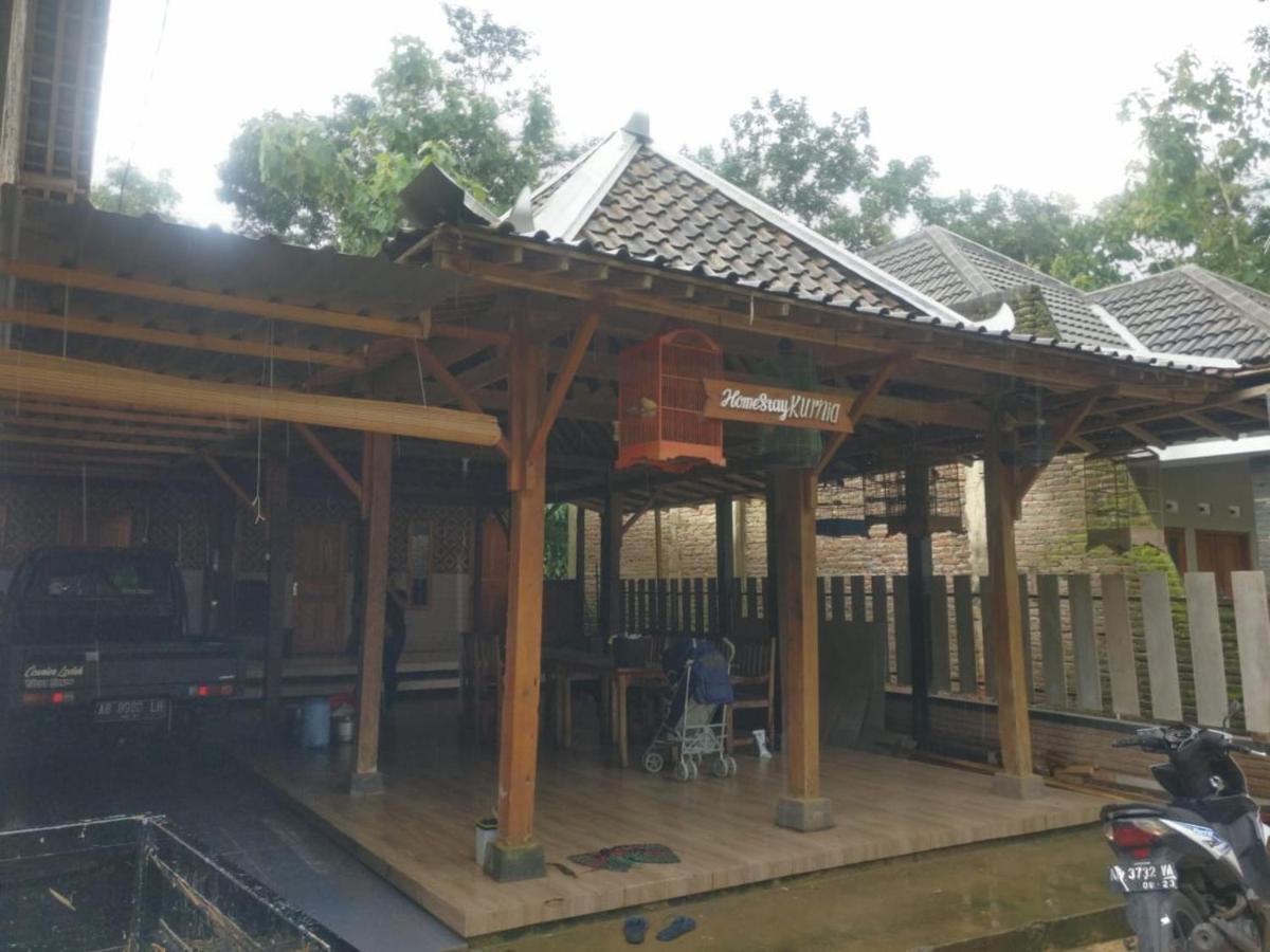 Homestay Kurnia Bantul Exterior foto